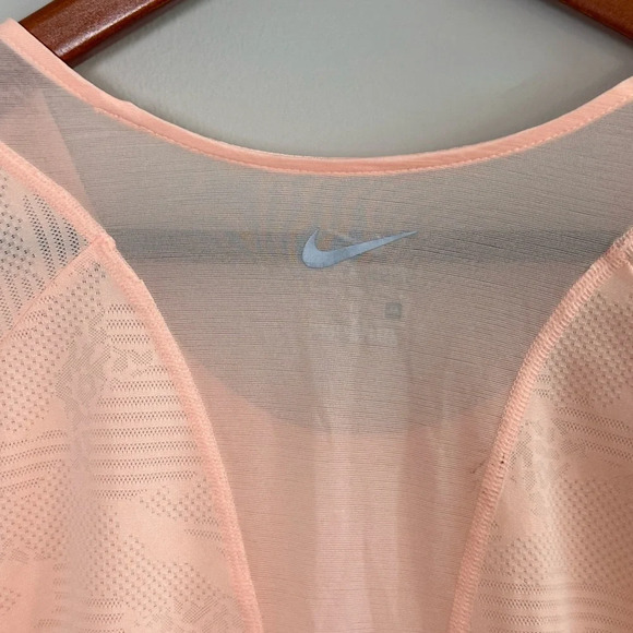 NIKE dri-fit jacquard woman’s running top - Picture 3 of 6